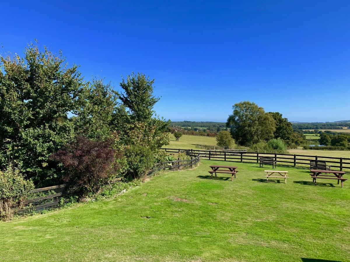Little Upton Farm Cottagesライド エクステリア 写真