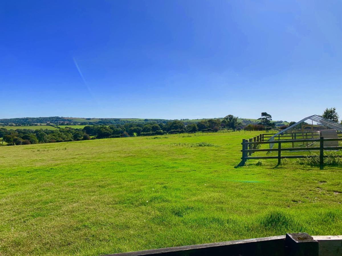 Little Upton Farm Cottagesライド エクステリア 写真