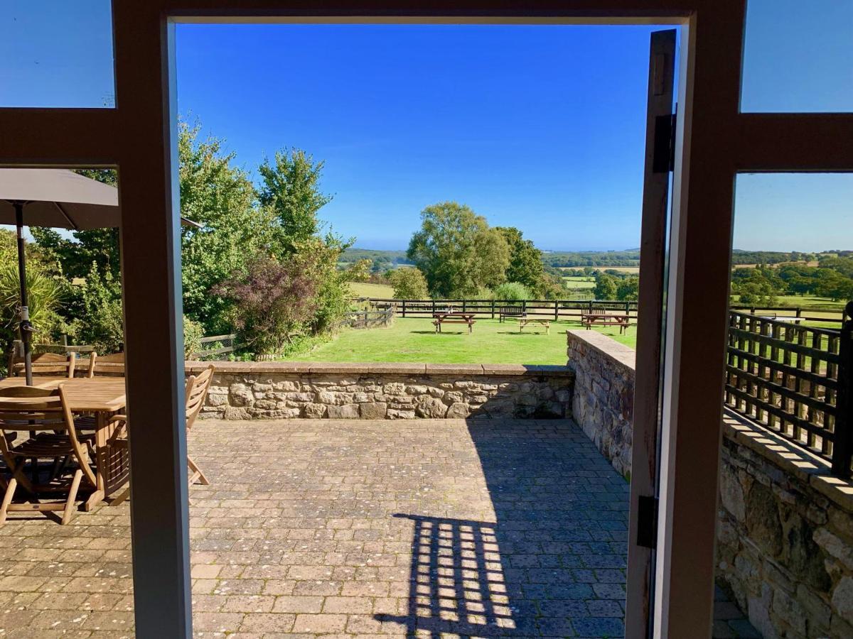 Little Upton Farm Cottagesライド エクステリア 写真
