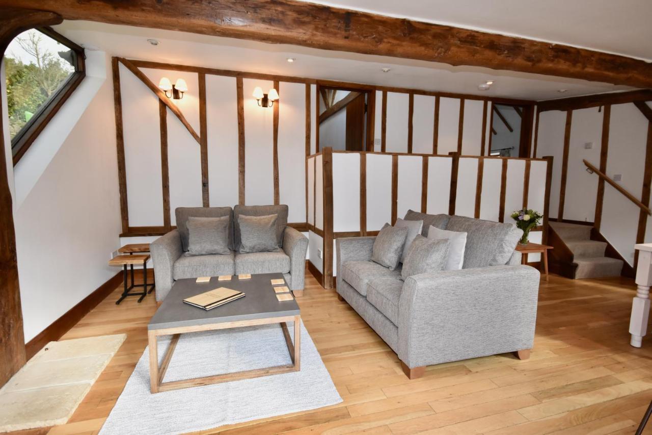 Little Upton Farm Cottagesライド エクステリア 写真